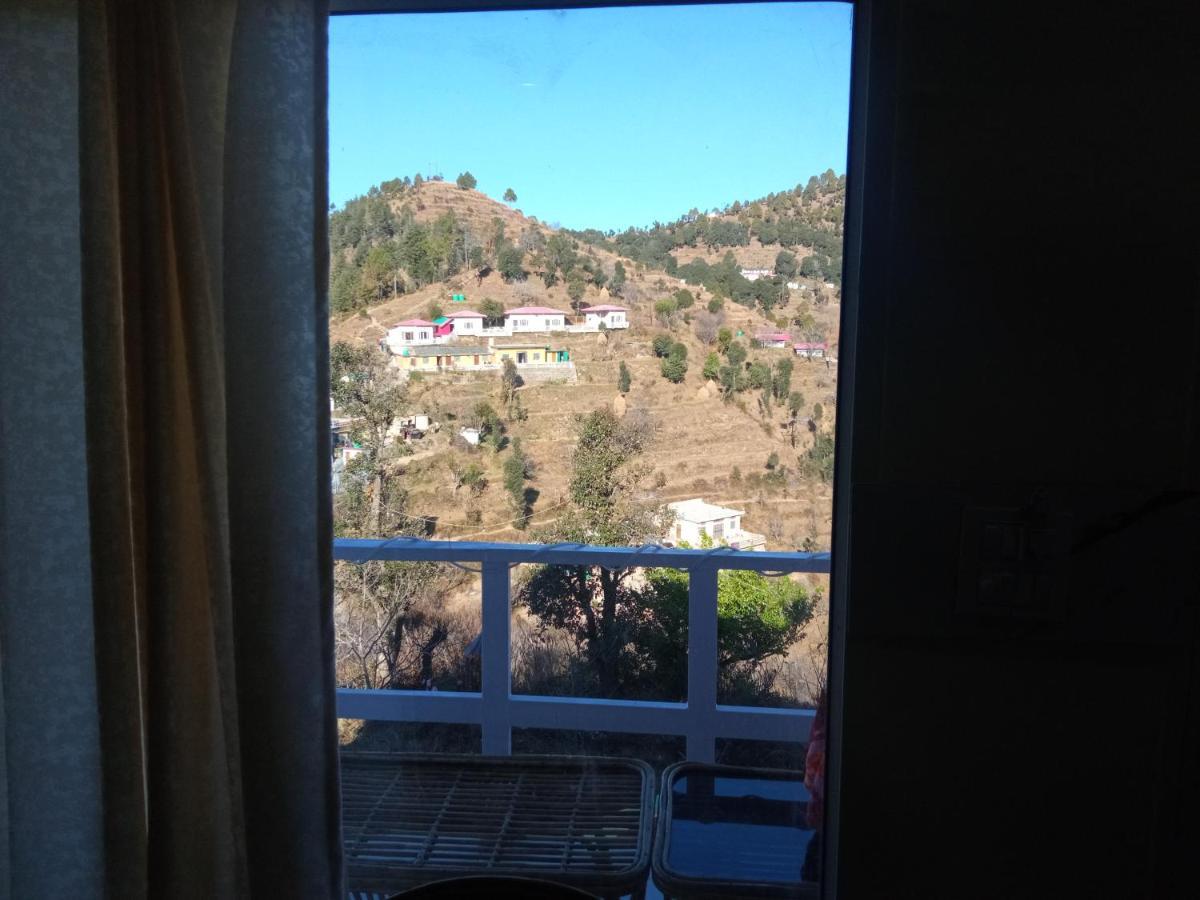 In Apple Estate Kanatal - Himalayan View Resort With Courteous Staff Екстер'єр фото